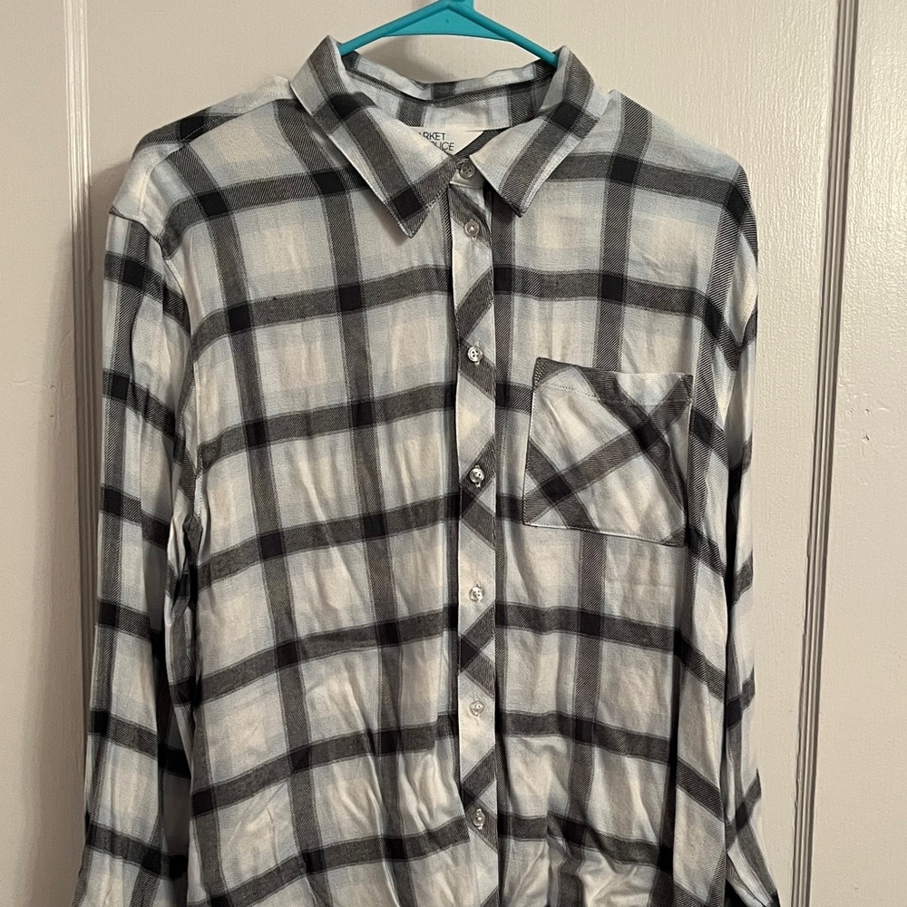 Market & Spruce Plaid Button-Up - Women’s Large